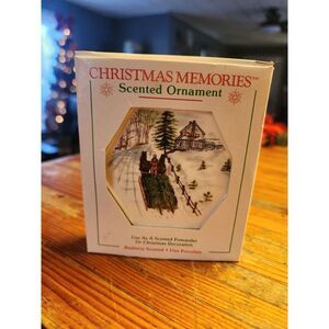 VTG Scented Christmas Ornament Tree‎ Hauling Pomander Bayberry Fine Porcelain